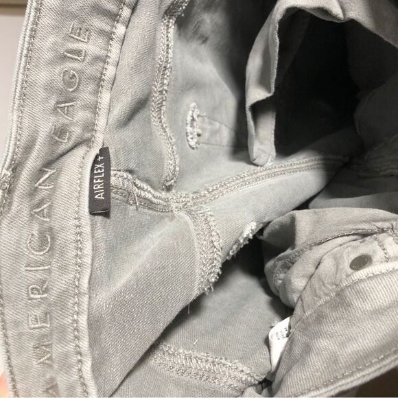 American Eagle Mens Jeans 30 W Gray Wash AirFlex Patched Move-Free Slim Grunge - Picture 10 of 12